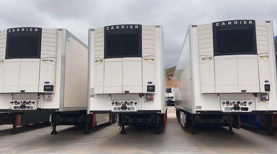 Semirremolques frigoríficos Carrier Vector de la flota de alquiler de Grupo Noveldi